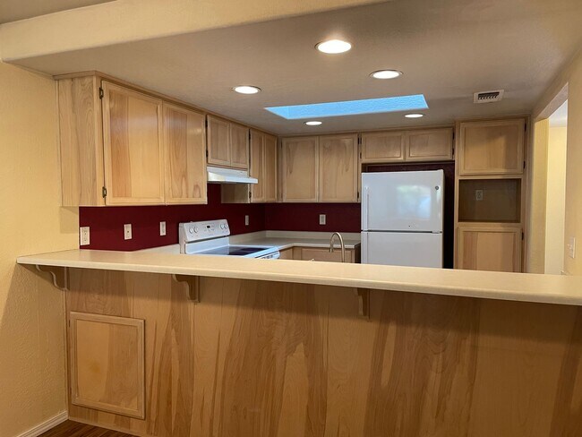 Photo - 430 W Crystal Dr