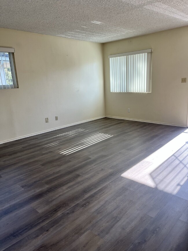 Cozy 2 bedroom / 1 bathroom in Port Hueneme - Cozy 2 bedroom / 1 bathroom in Port Hueneme Apartment