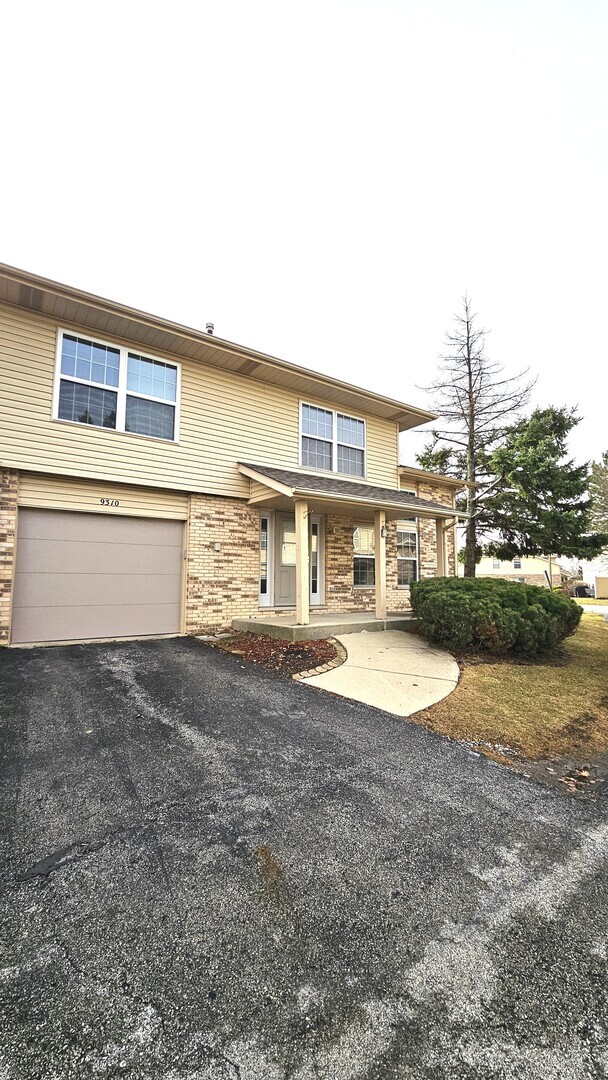 Photo - 9310 Meadowview Dr Townhome