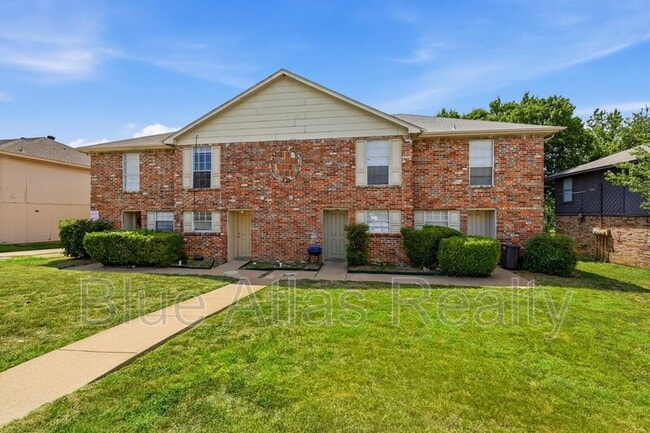 Building Photo - 3828 Coates Cir