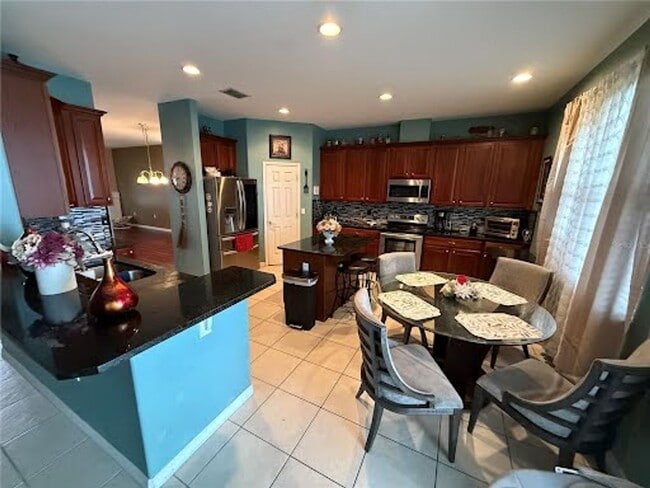 Beautiful 4/3 Home in Wyndham Lakes Estates - Beautiful 4/3 Home in Wyndham Lakes Estates