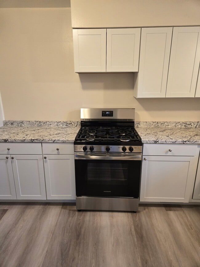 Photo - 1423 Creighton Ave Unidad 1