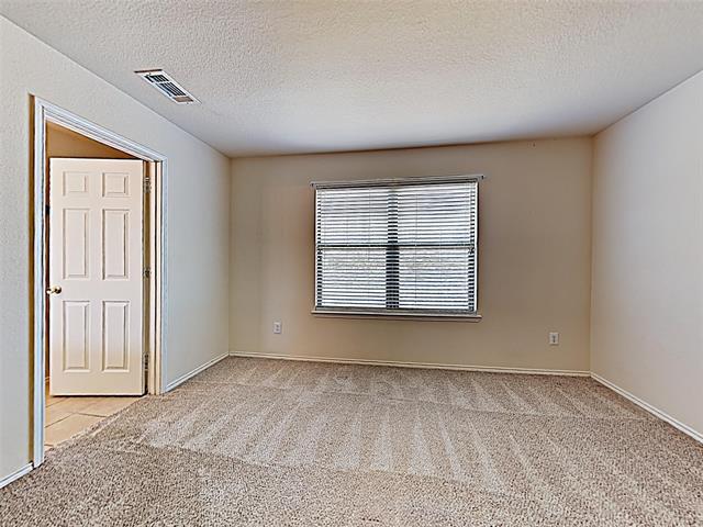 Photo - 5117 Meridian Ln