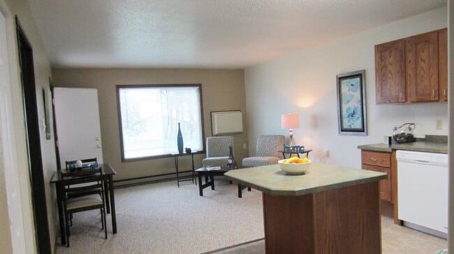 Photo - Arrowhead Apartments