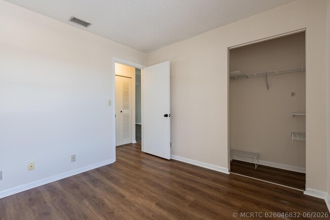 9449 Boca Cove Cir Unit 911