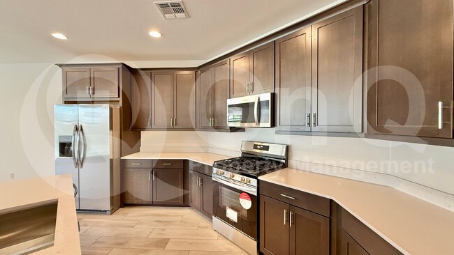 Photo - 1454 W J Waltz Wy