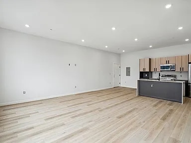 Photo - 1112 E Berks St Unidad 203