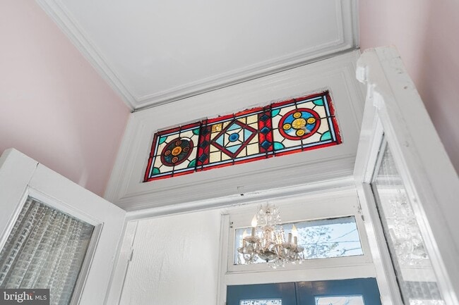 Photo - 329 Tasker St