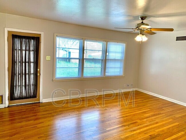 Photo - 4018 38th St