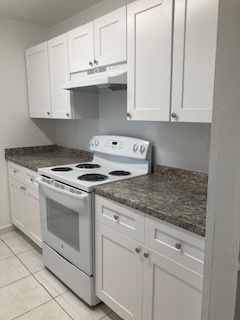 Kitchen - 9455 W Flagler St Condo Unit C601