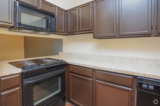 1BD, 1BA - 827SF - Amatista