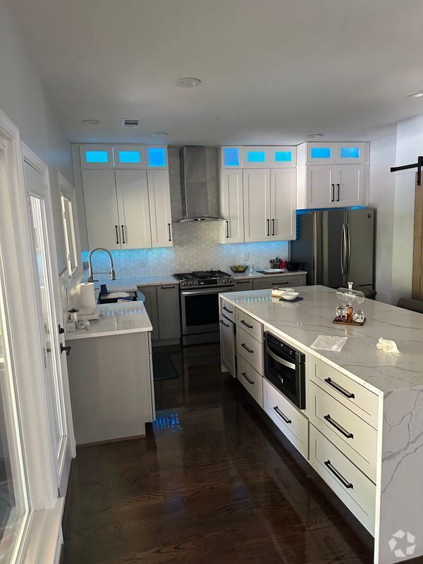 Building Photo - 415 Islandora Cove Rental