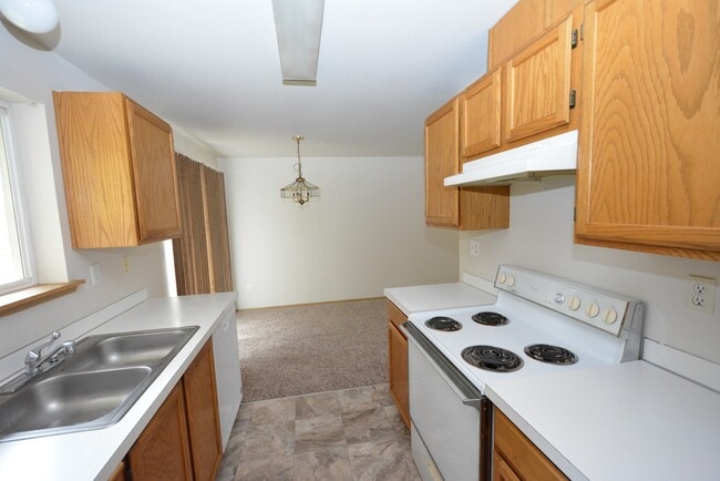 11212 67th Ave Ct E