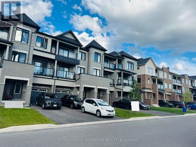 Photo - 2037 Cameron Lott Cres