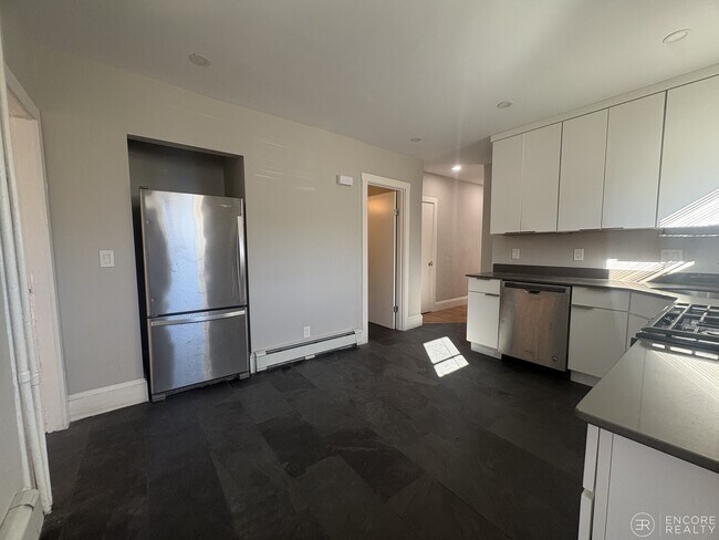 Photo - 23 Elmer St Unit 1