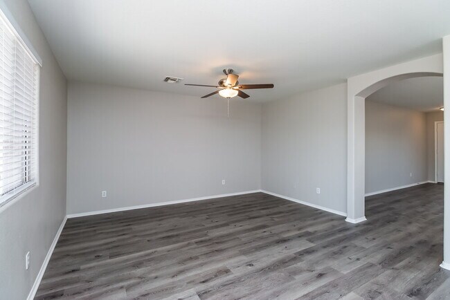Photo - 8213 W Papago St