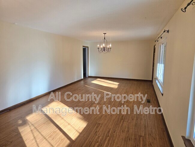 Photo - 2367 Graysville Rd