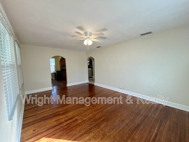 Photo - 213 N Glen Ave