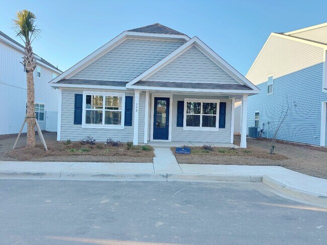 Photo - 192 Standing Oaks Dr