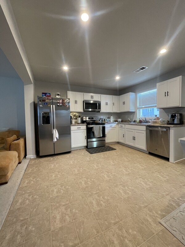 Photo - 29 Verdant Leaf Wy