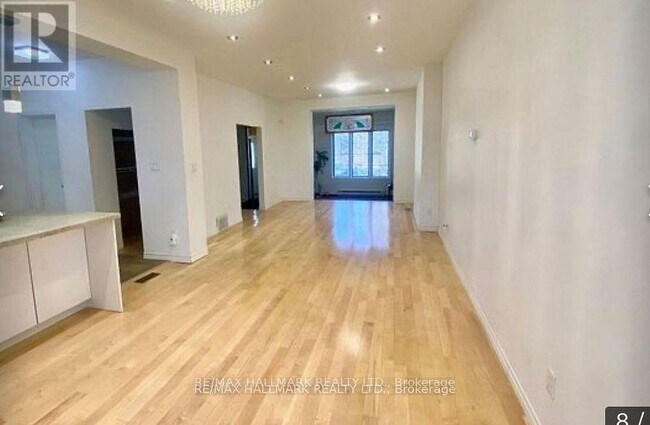 Photo - 228 Gainsborough Rd