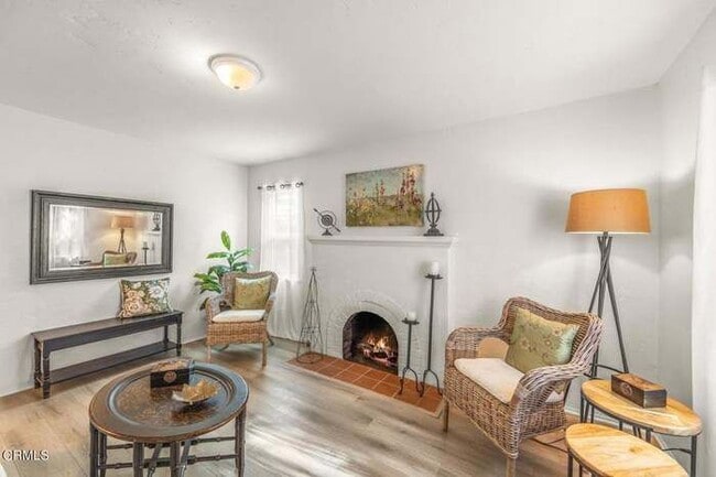 Photo - 333 Leighton Dr