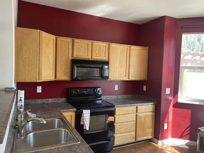 Photo - 754 N Bradford Dr