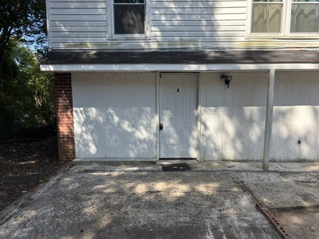 Building Photo - 817 Blandford Ave Unit 817 1/2  A