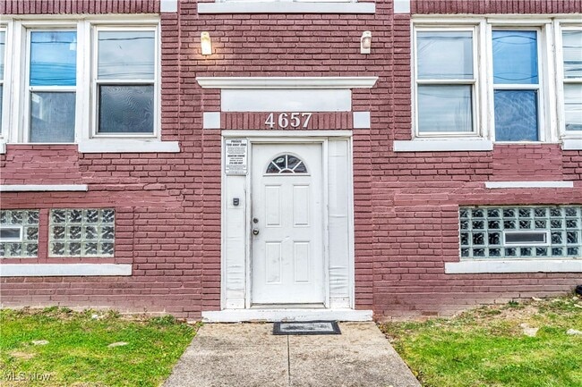 Photo - 4657 Warner Rd Unidad 1