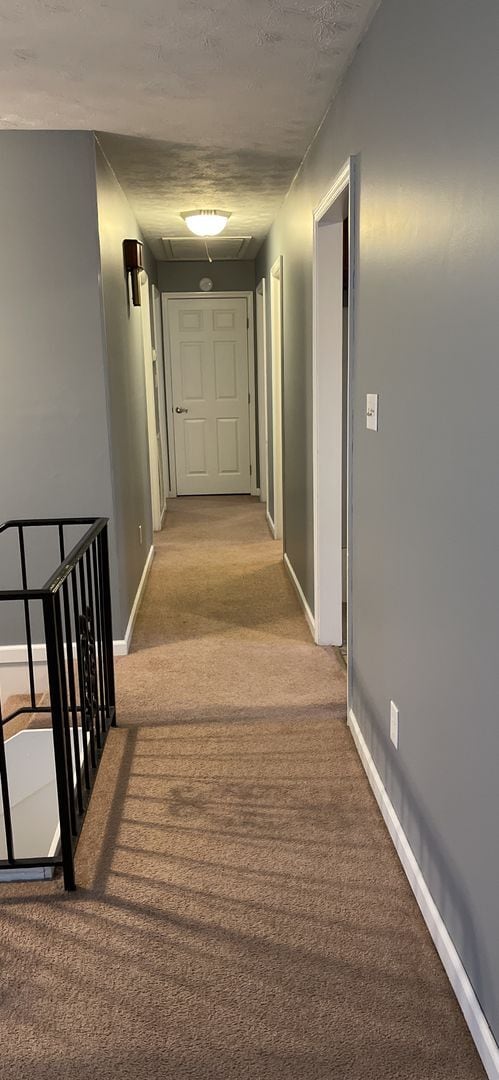 Photo - Large 4 bed/2 bath with garage - W. Hamblen County