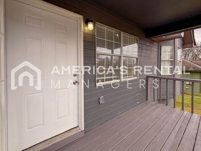 Photo - Updated Three Bedroom Two Bath Rental!