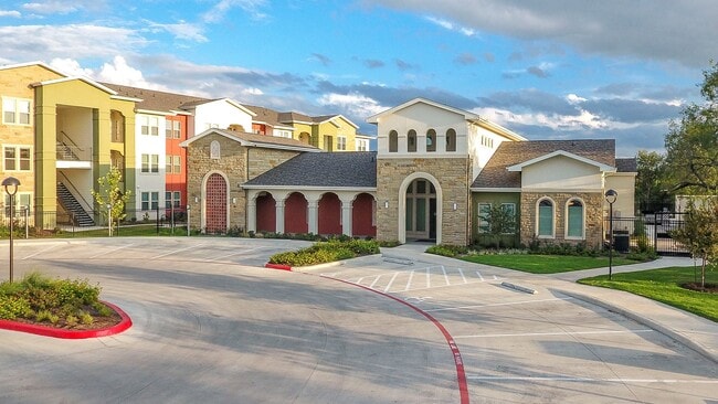 Building Photo - 10148 Culebra Rd Unit #10148