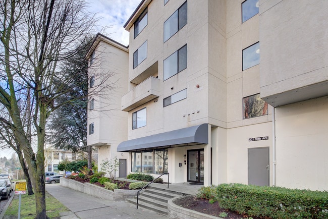 Hill House Apartments - Hill House Apartments