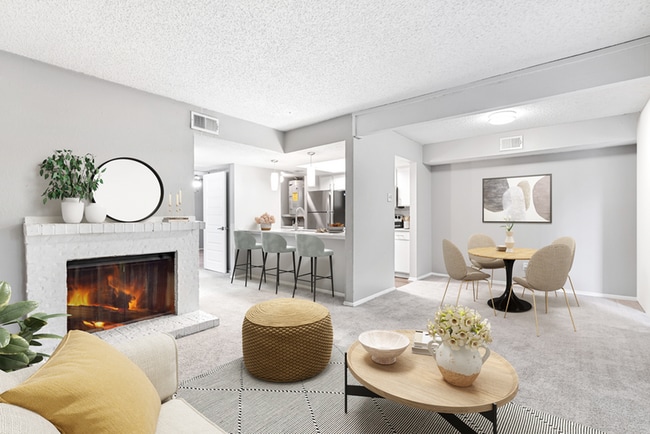 Liv on the Green - Liv on the Green Apartment Homes