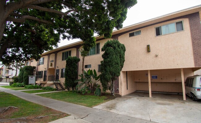 Photo - 12706 Venice Blvd