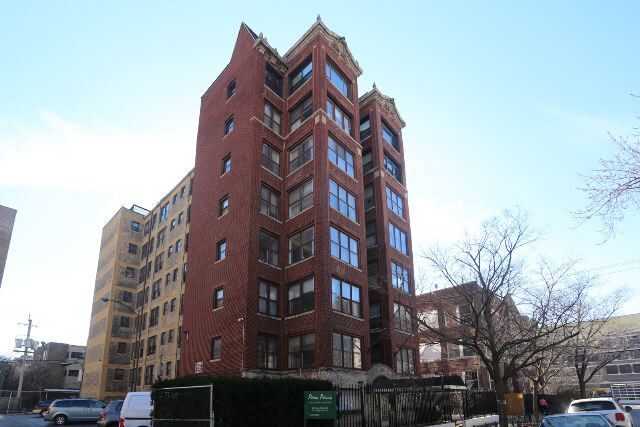 Building Photo - 941 W Carmen Ave Rental