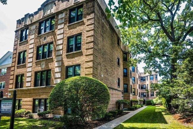 1406 Elmwood