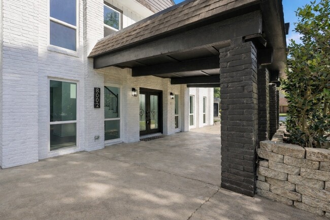 Photo - 8002 Lichen Ln