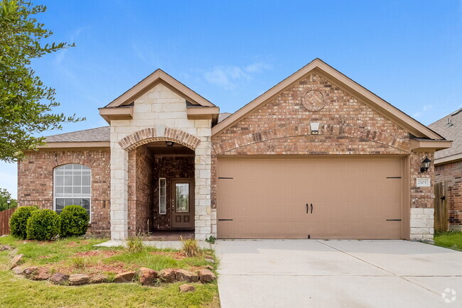 Building Photo - 2105 Sweet Gum Dr Rental