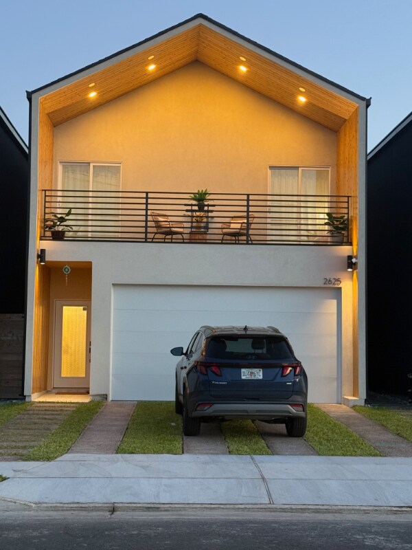 Photo - 2625 Warbler Ave