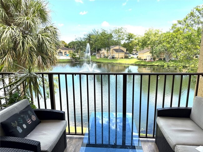 Building Photo - 301 Palm Way Unit 307 Rental