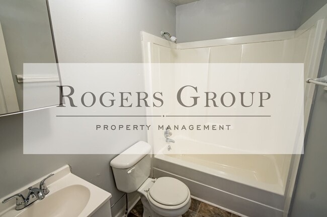 Photo - #103*** - 811-813 Hughes St Duplex Unit 813 Hughes St.