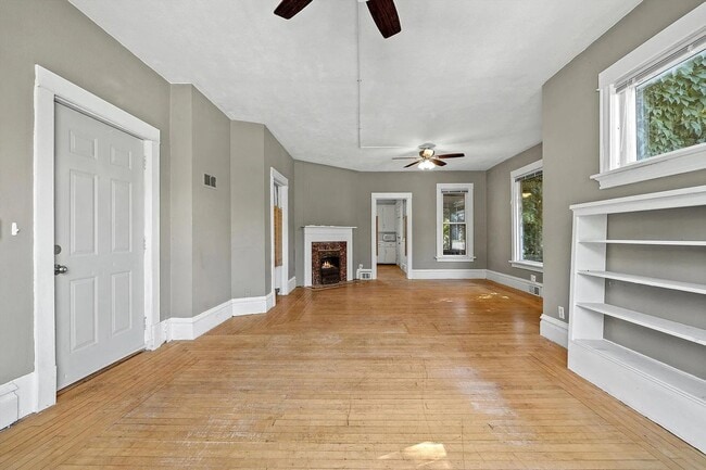 Photo - Freemont Duplex Unidad Lower