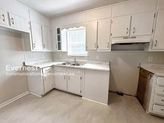 Building Photo - 6546 Telia Dr Rental