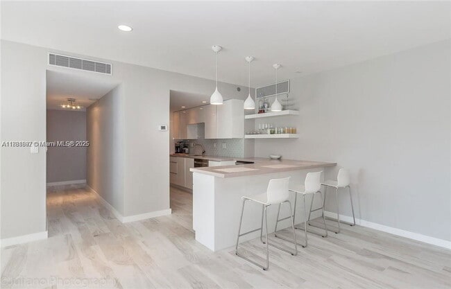 Building Photo - 2451 Brickell Ave