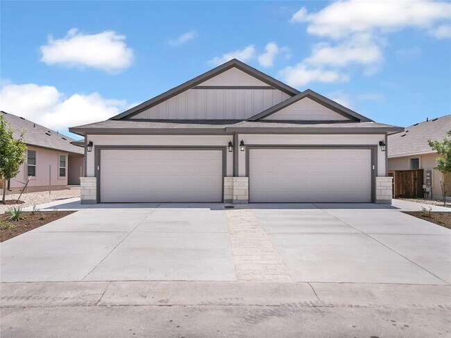 Photo - 406 Parkline Dr