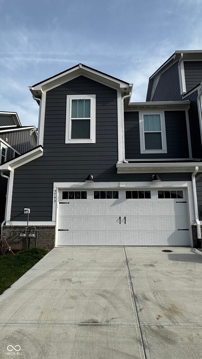 Photo - 5743 W 750 N