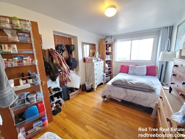 Photo - 199 Winthrop Rd Unit 3