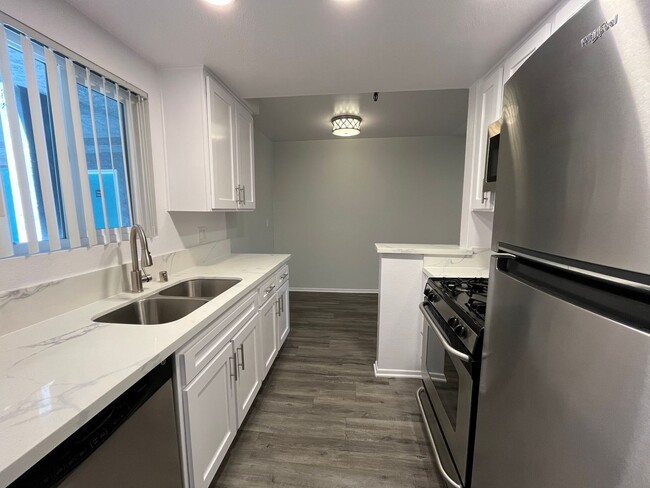 Photo - 110 South Sweetzer Ave