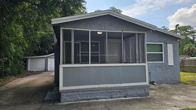 Building Photo - 10875 Biscayne Blvd